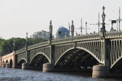 2013-06-05-Saint-Petersburg-0129-Trinity-Bridge