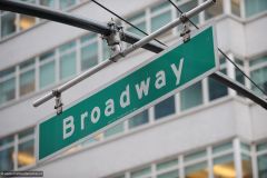 2013-04-08-New-York-0376-Broadway-Avenue